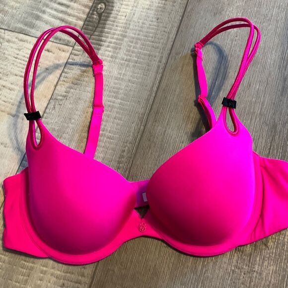 Victoria’s Secret padded- underwire-“Sexy Little‎ Things” -size 32C - Picture 1 of 11